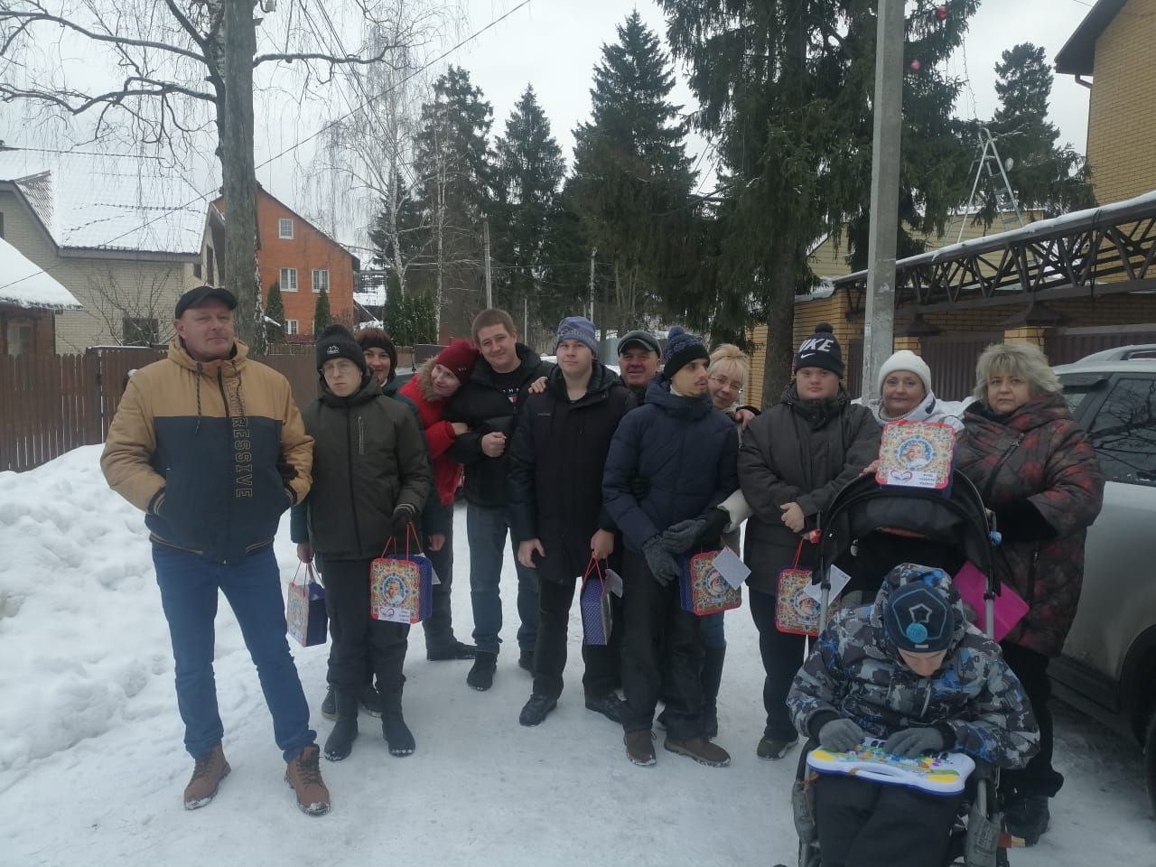 Передача новогодних подарков